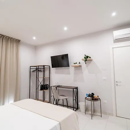 La Casa Di Peppolo Рандаццо